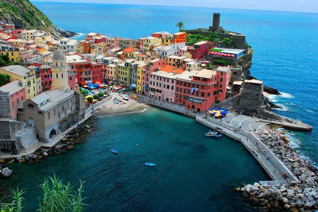 Casetta Romantica Viola Lerici