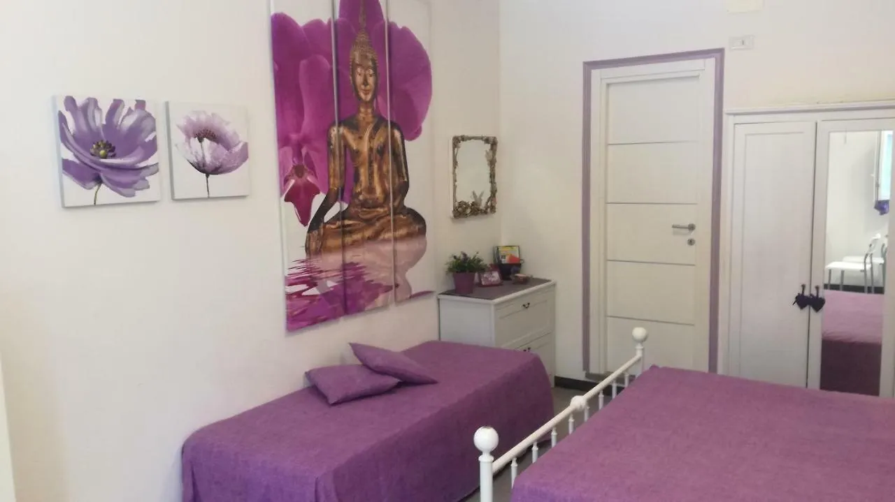 Casetta Romantica Viola Lerici